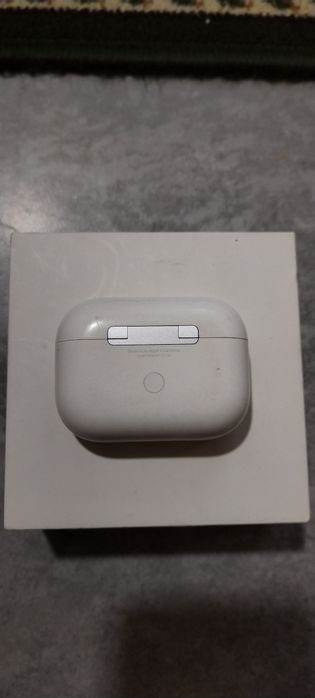 Кейс Apple AirPods pro  Original 100%
