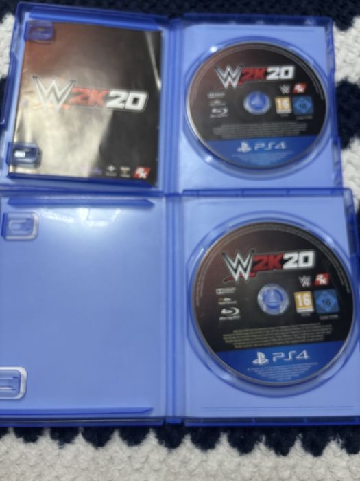 Vand joc pentru ps4 functional si pe ps5 2k20