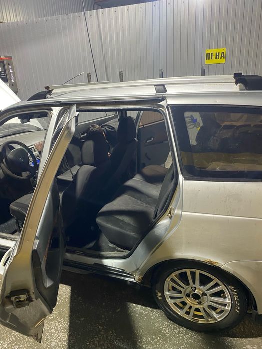 Lada priora универсал 2171