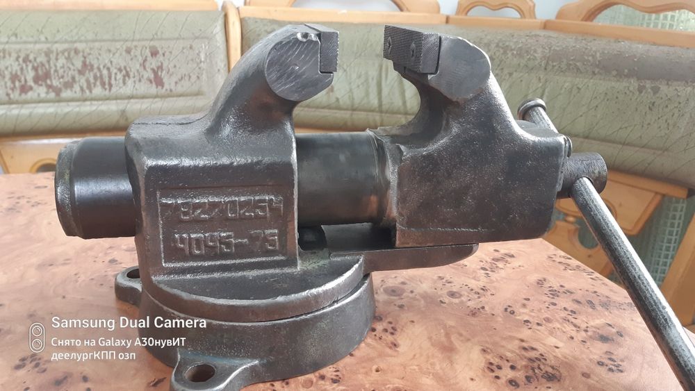 тиски СССР новые