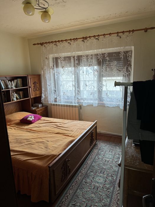Vand apartament 2 camere, etaj 2 , Splaiul Tineretii