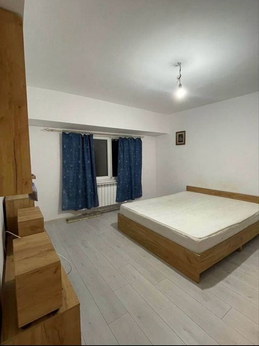 garsoniera roman de inchiriat