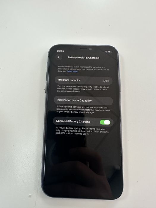 Vand iphone 11 black 64 gb