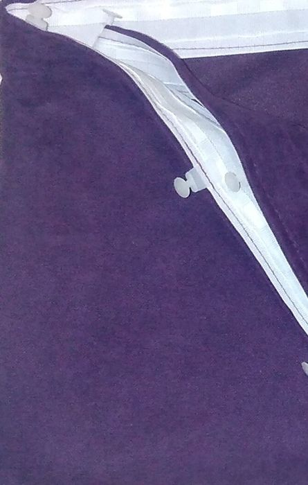 Завеси в тъмно-виолетов нюанс