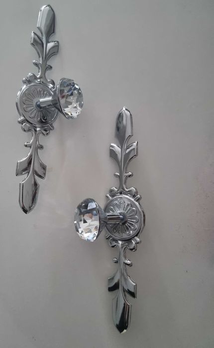 мебелни дръжки метални с камъни 10бр