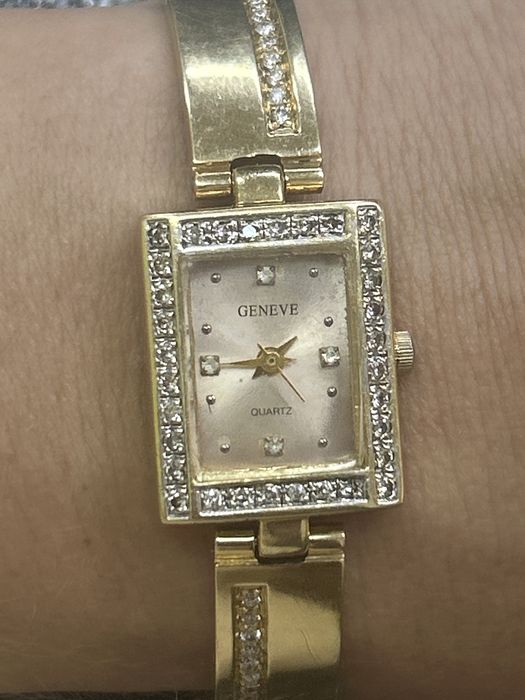 Часики женева 750