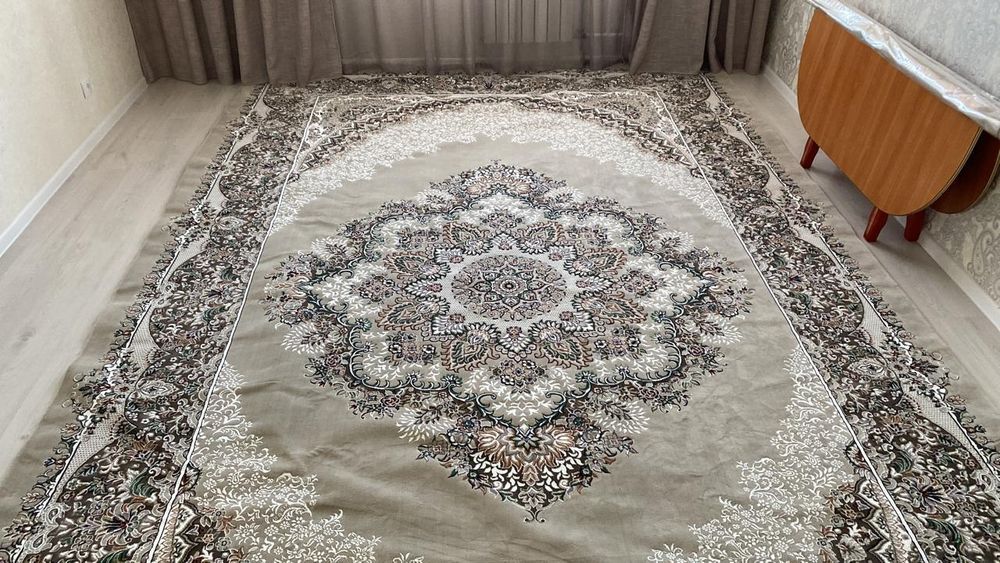 Продам ковёр 3*5