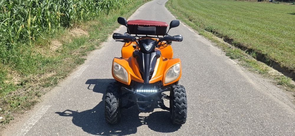 Vând atv sym 300cc.