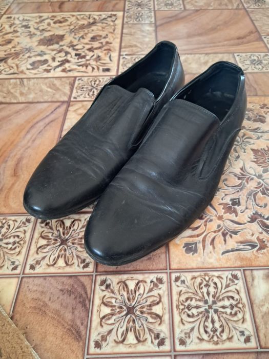 Продам туфли 42 размер