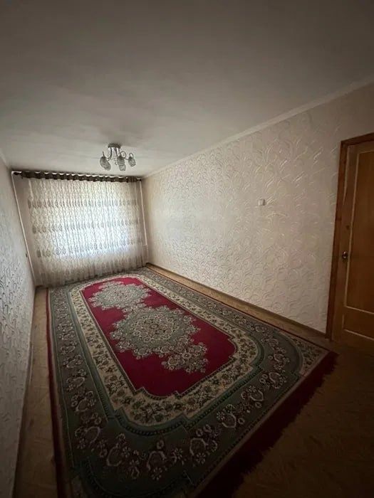 Продаётся ШРуставелли 3в4/4/5 без мебелья без ремонта локации топ !!!
