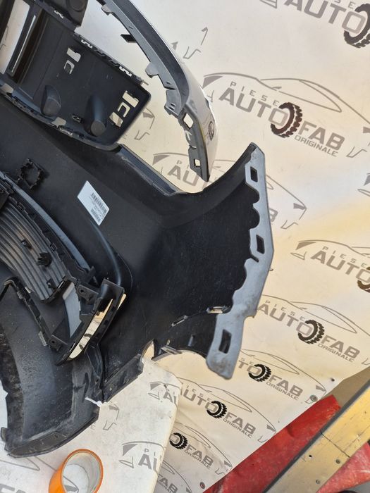 Bara fata Ford Explorer EV an 2024-2025-2026