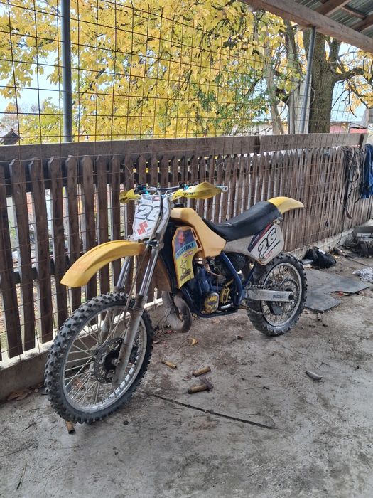 Vând sau schimb cross  Suzuki RM  250 2t Powervalve