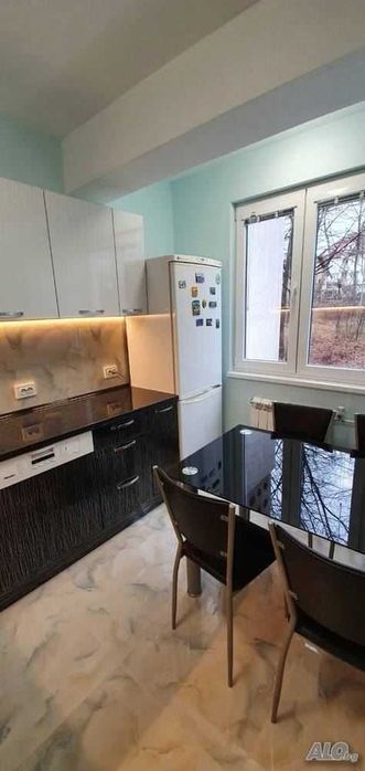 3-стаен аартамент под наем Редута