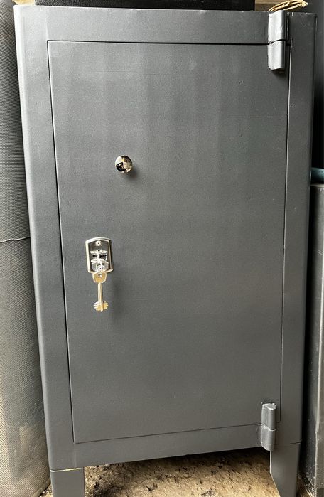 Seyf zavadskoy sotiladi