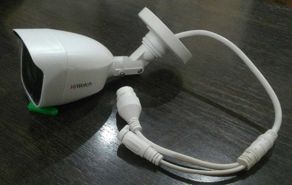 Уличная IP камера HiWatch 2 мегапикселя