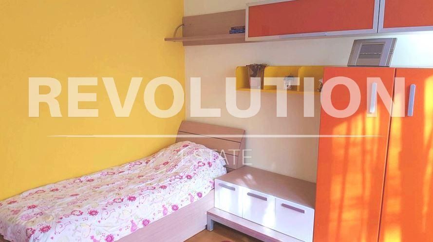 Дава се под наем Тристаен апартамент в Варна, Спортна зала - 85 кв.м за 700 € - Снимка #8