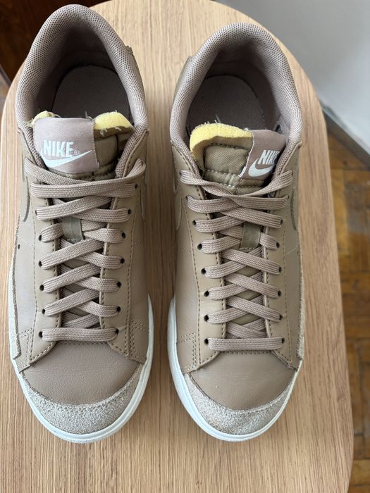 Кецове Nike W blazer low platform