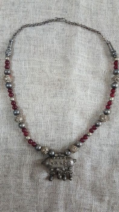 Старинни колиета