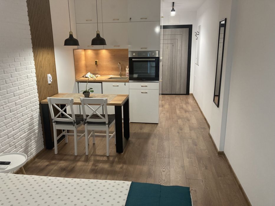 Луксозно студио за нощувки. Паркинг