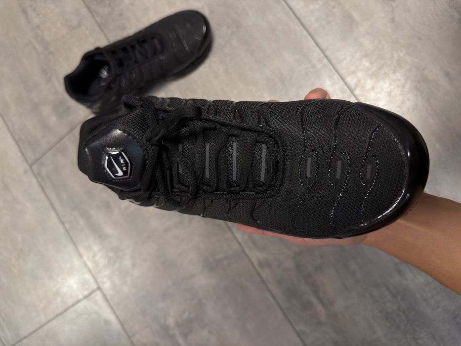 Adidasi Nike Tn 42