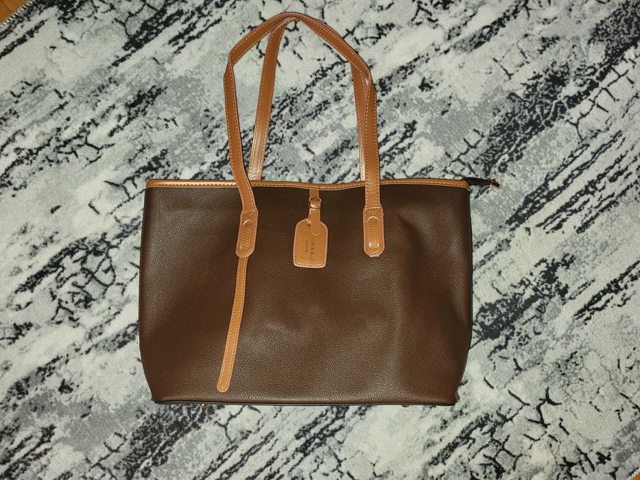 Чисто нова чанта