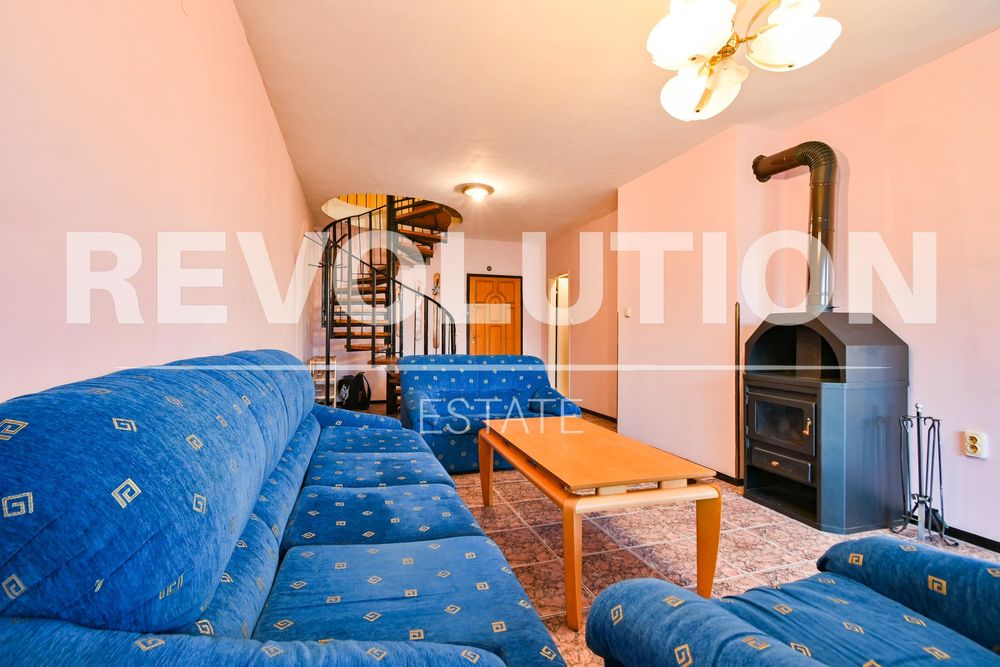 Дава се под наем Мезонет в София, Младост 4 - 125 кв.м за 790 € - Снимка #1