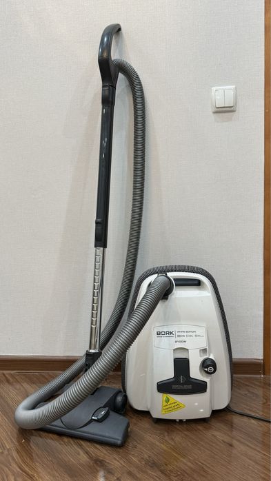 Продам Пылесос BORK