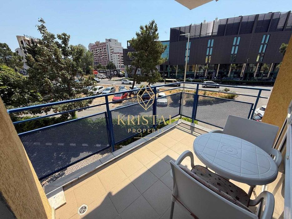 Продава се Тристаен апартамент в к.к. Слънчев бряг - 85 кв.м за 1212 €/кв.м - Снимка #15