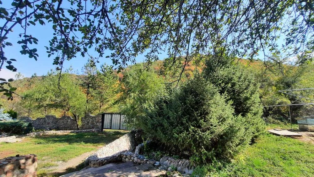 Загородный дом в горах, в заповедной зоне.