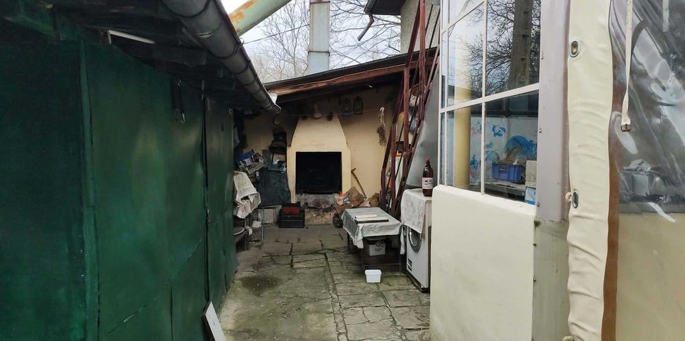 Двуетажна вила в местност Драката