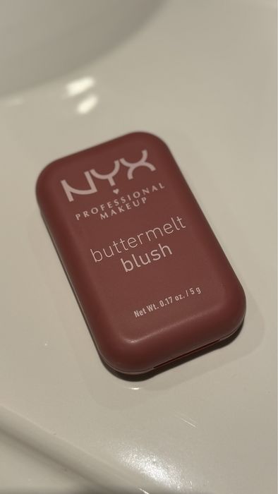 Blush nyx buttermelt
