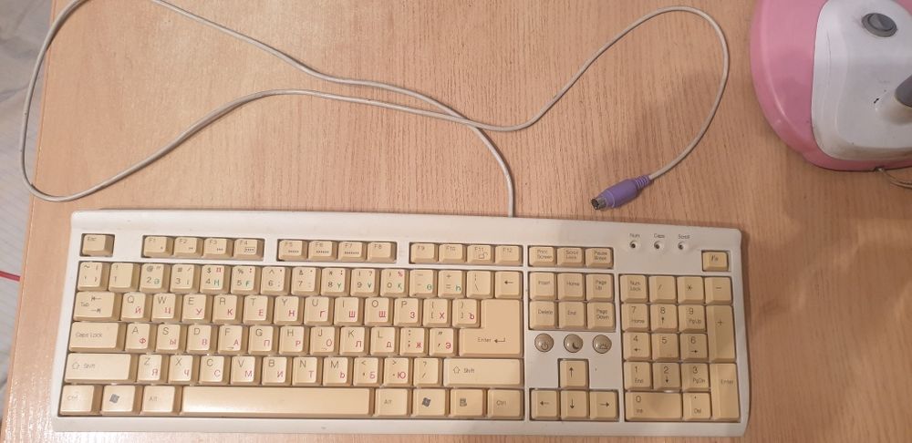 Продам клавиатуры и мыши нерабочие на запчасти