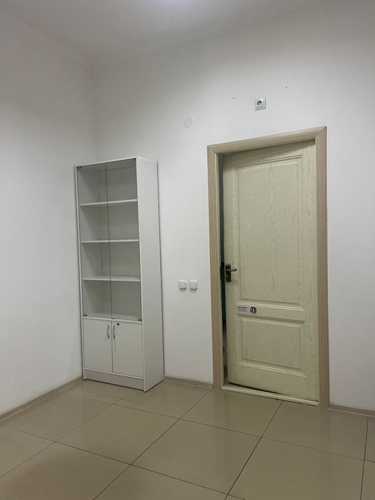 Сдам кабинет площадь  12 м2