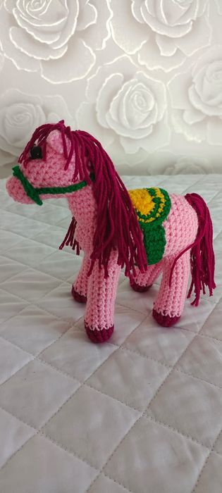 Лошадка ручной работы