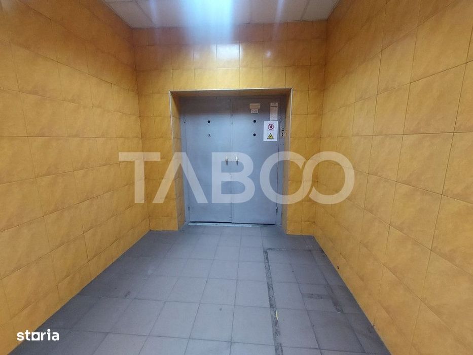 Spatiu comercial de inchiriat 1300 mpu 6 incaperi Sibiu zona centrala