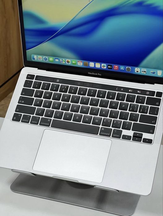 MacBook Pro M2 Touchbar