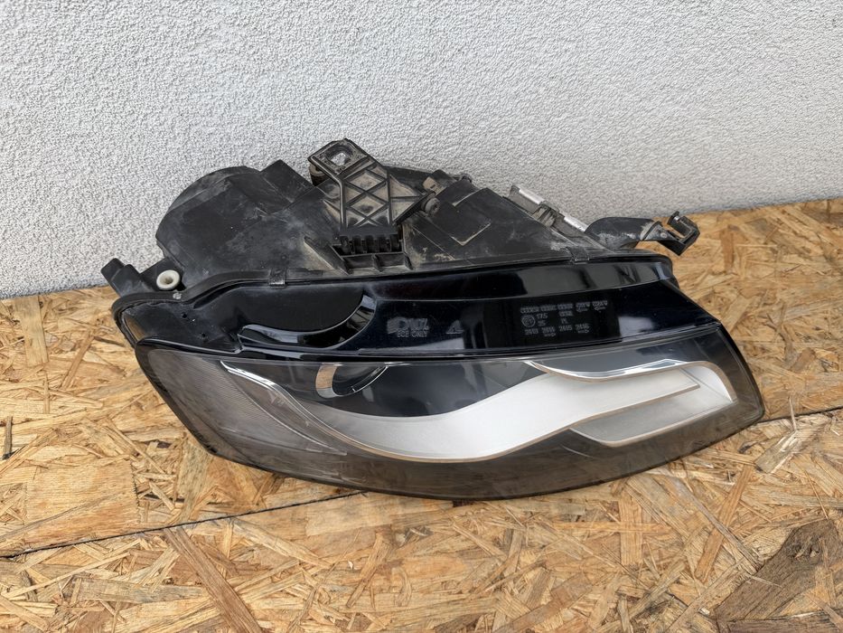 Far dreapta Audi A4 B8 8K 2008-2012 Xenon + LED Original Europa