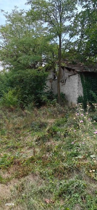 Teren cu deschidere mare 30 m