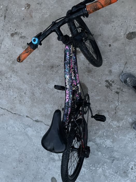 Bicicleta copii 8-9 ani.