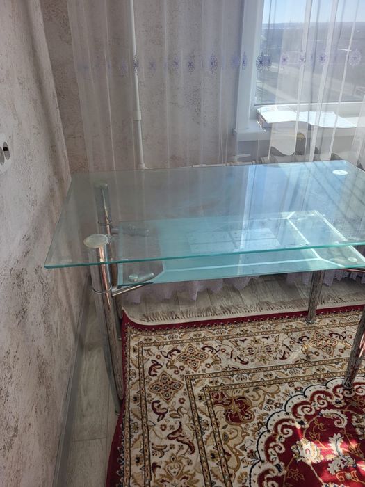 Столы в отличном состояния