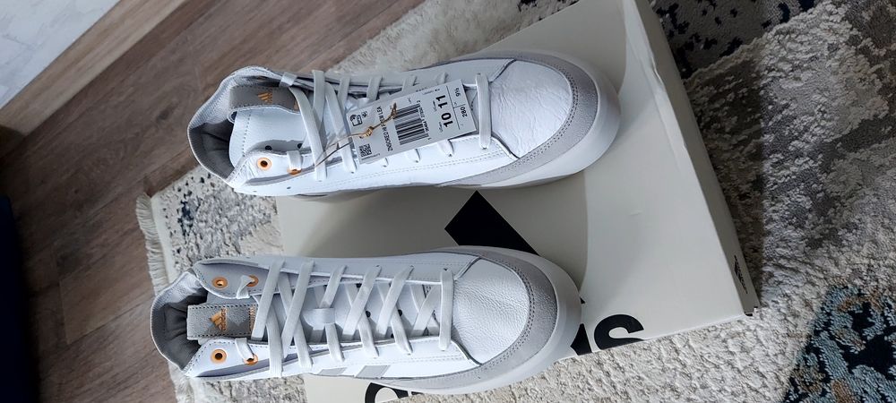 Кроссовки новые Adidas размер 43- 44