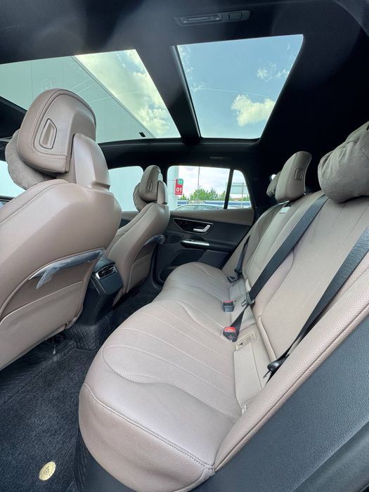 Mersedes benz EQE 500 SUV