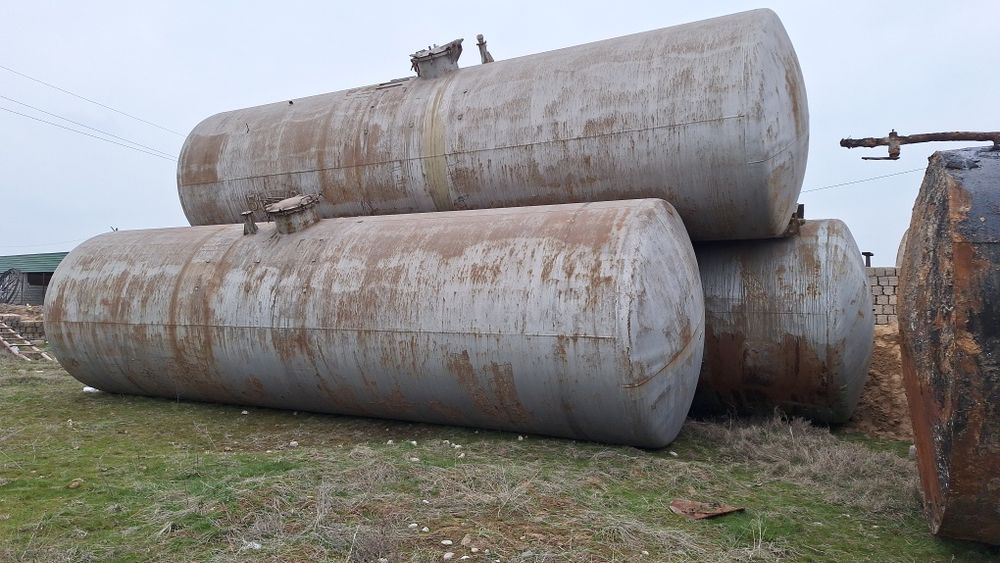 Вагоний тин25/ 61 /62 / 66цистерна ёмкостьлар бор