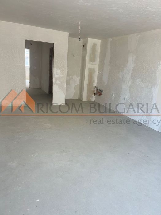 Продава се Двустаен апартамент в Варна, Възраждане 1 - 77 кв.м за 1739 €/кв.м - Снимка #6