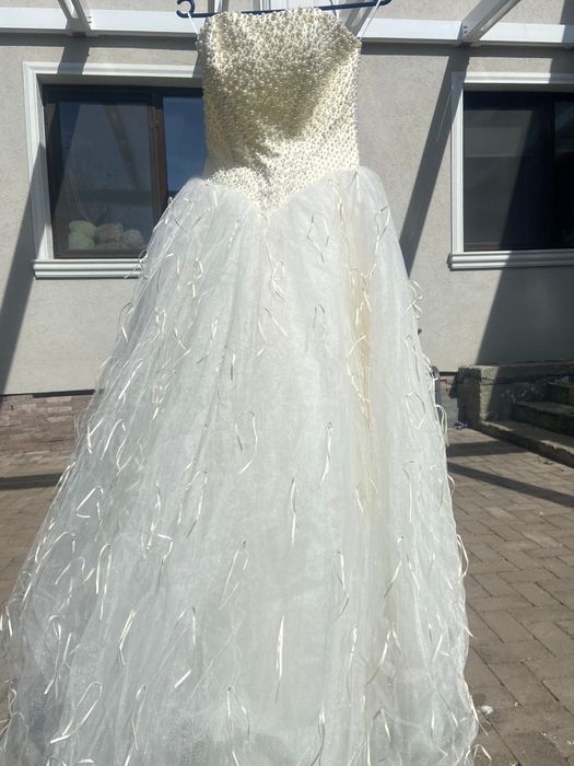 Vand rochie de mireasa