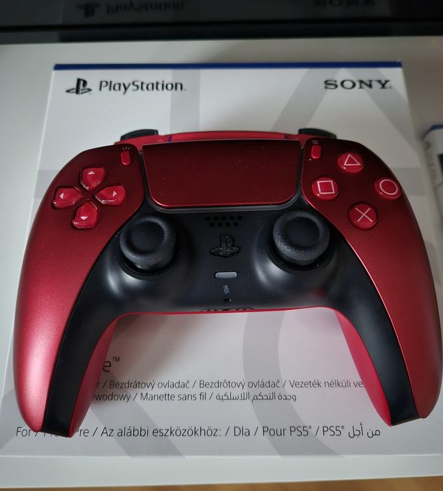 PS5 Dual Sense controller / контролер / джойстик - Volcanic Red