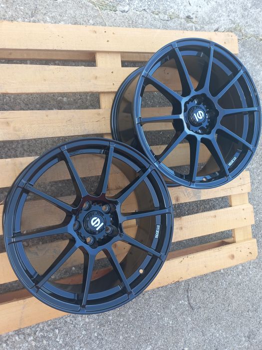 18"5×114.3 Sparco Gara Piano Black 8j et35 Honda Mitsubushi Toyota Maz