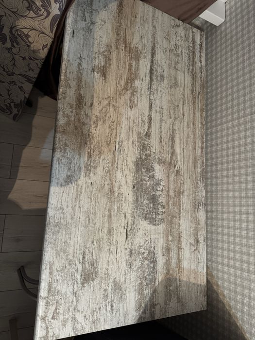 Продам стол + 3 стулья