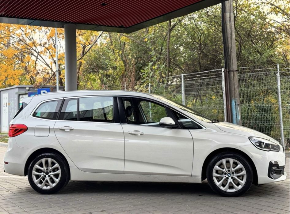 BMW Seria 2 2023 — imagine 5