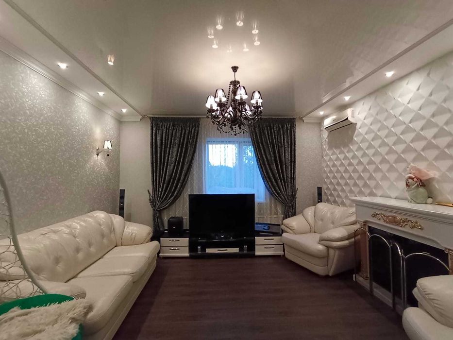 Продаю 3 комнатную квартиру по ул. Методическая. С мебелью и техникой.